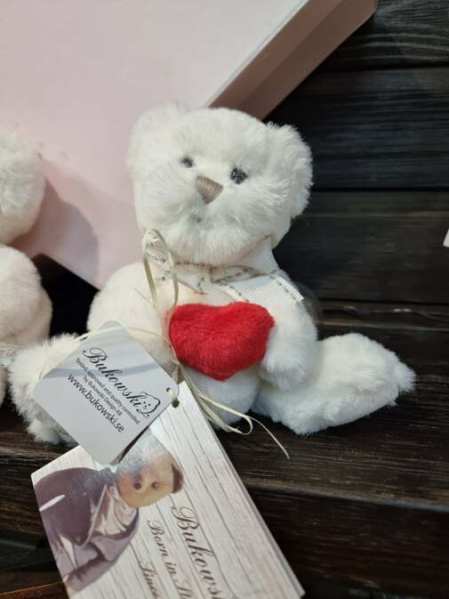 М’яка іграшка Ведмідь із серцем білий 10 см