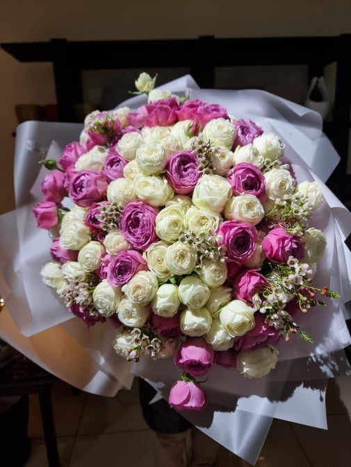 Мікс Піоноподібних троянд Букет №51