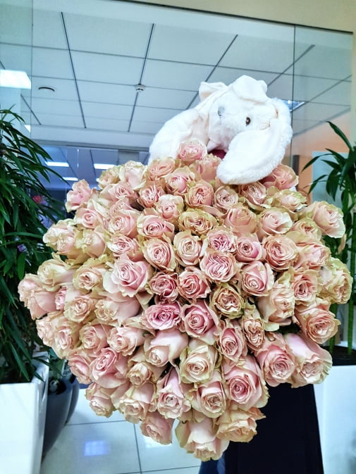 101 троянда Pink Mondial Букет №54