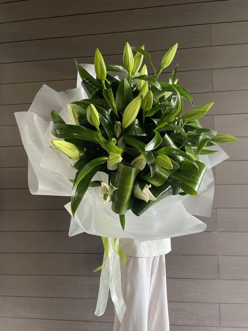 Лілії Букет №112