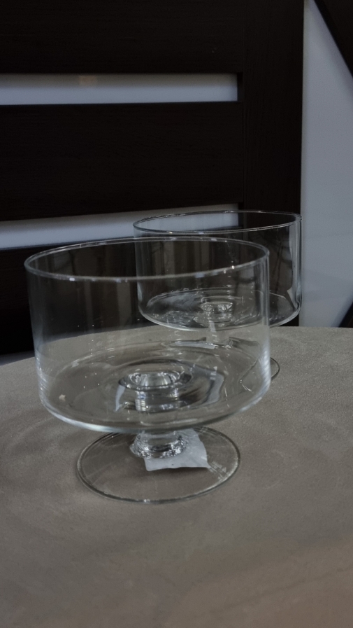 Цукерниця скляна