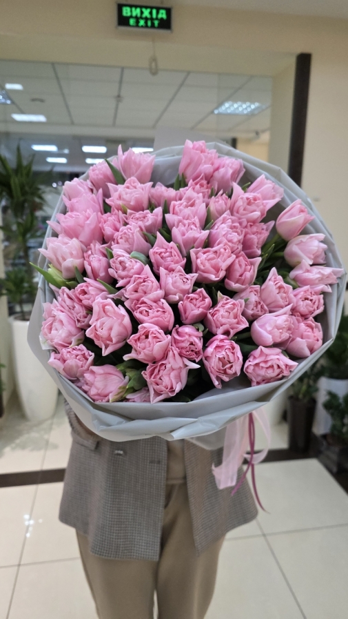 51 Пионовидный тюльпан Букет №225